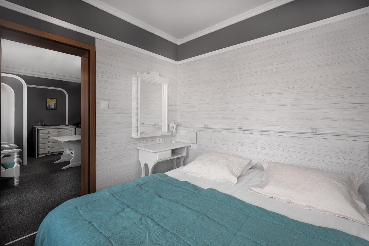 בורגאס Boryana Hotel מראה חיצוני תמונה